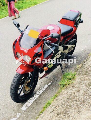 Honda CBR Gullarm