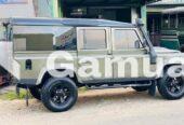 Land Rover Defender 110